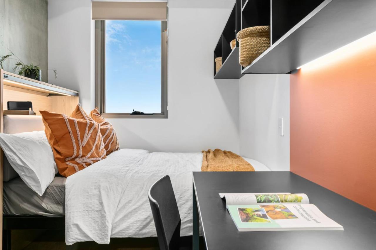 Comfy Stay At Switch Living In The Centre Of أدليد المظهر الخارجي الصورة