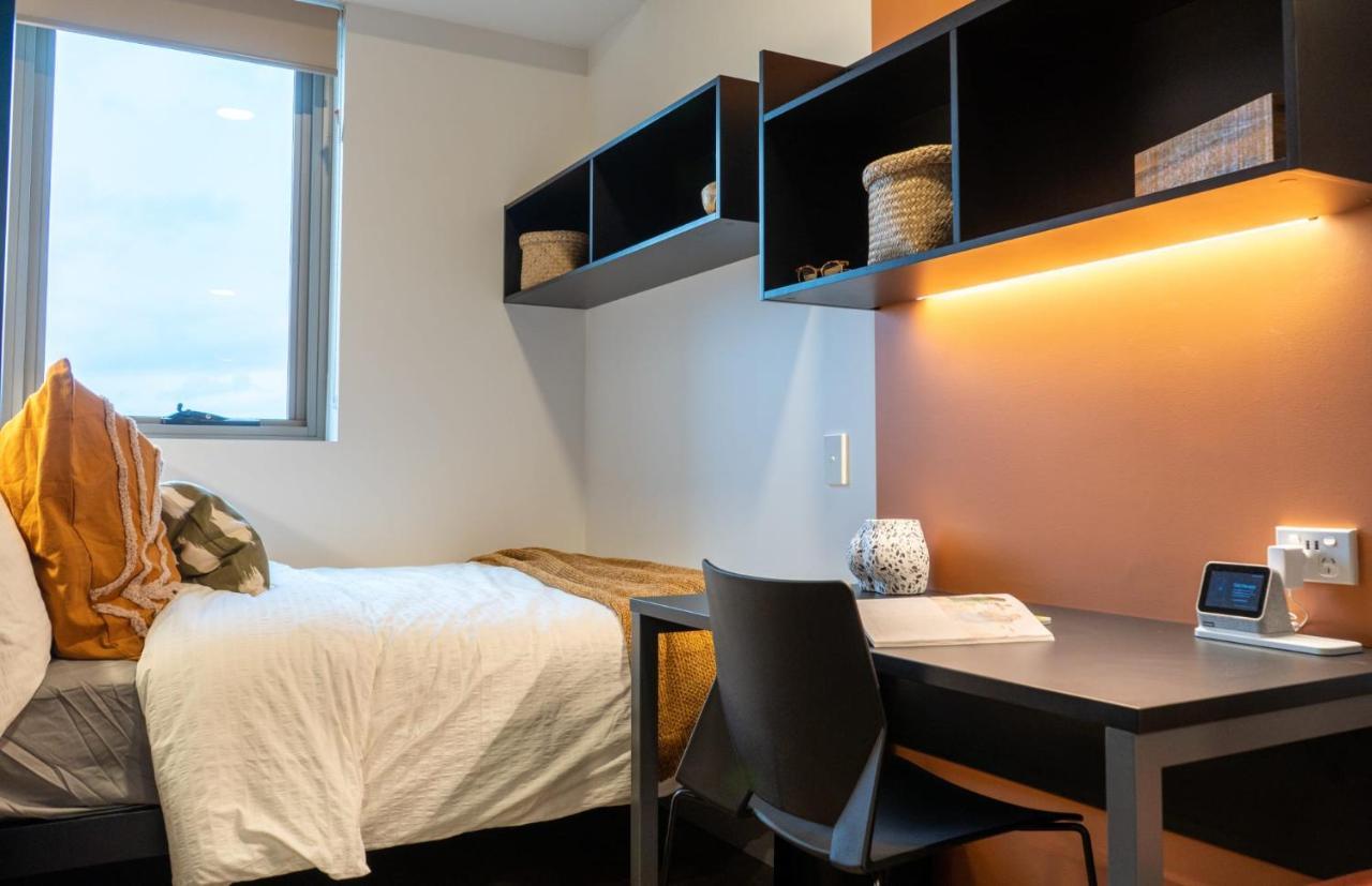 Comfy Stay At Switch Living In The Centre Of أدليد المظهر الخارجي الصورة
