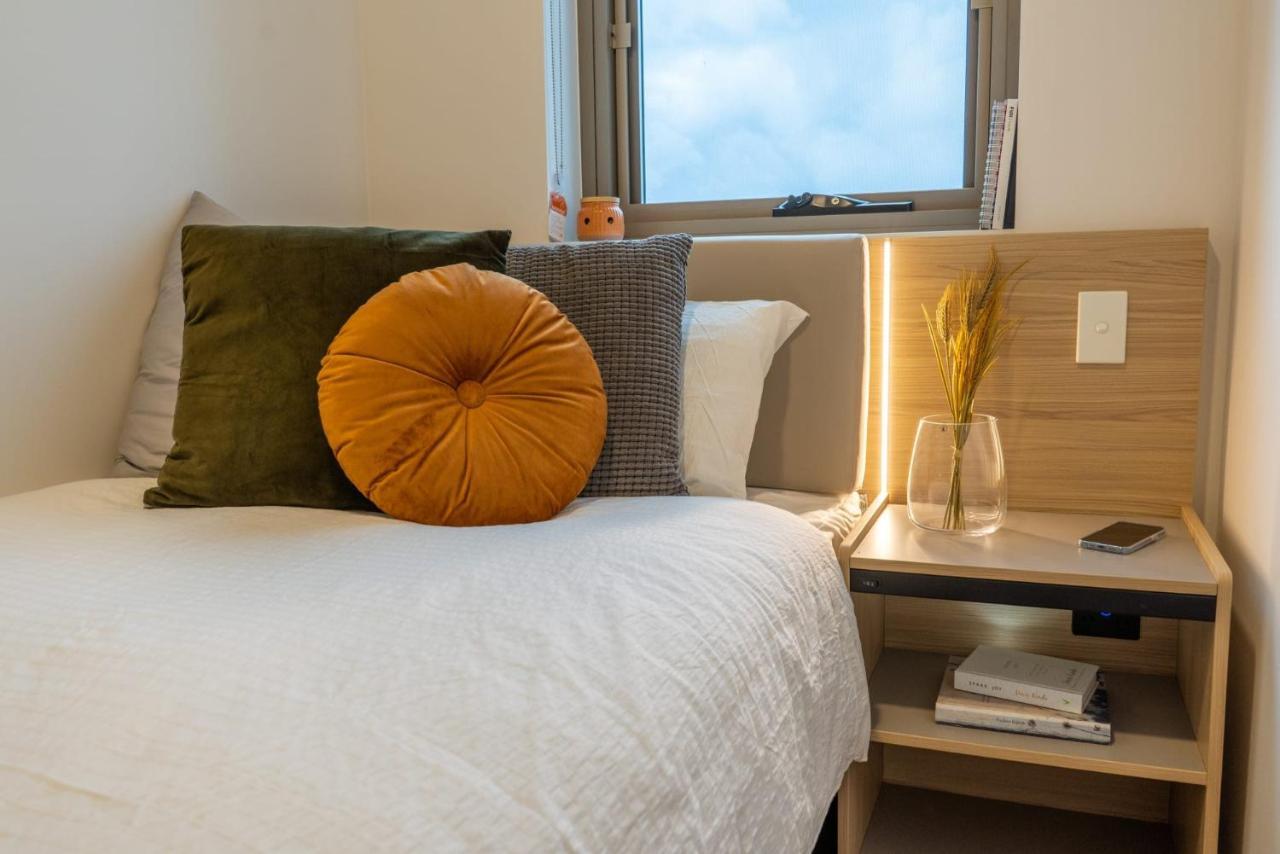Comfy Stay At Switch Living In The Centre Of أدليد المظهر الخارجي الصورة