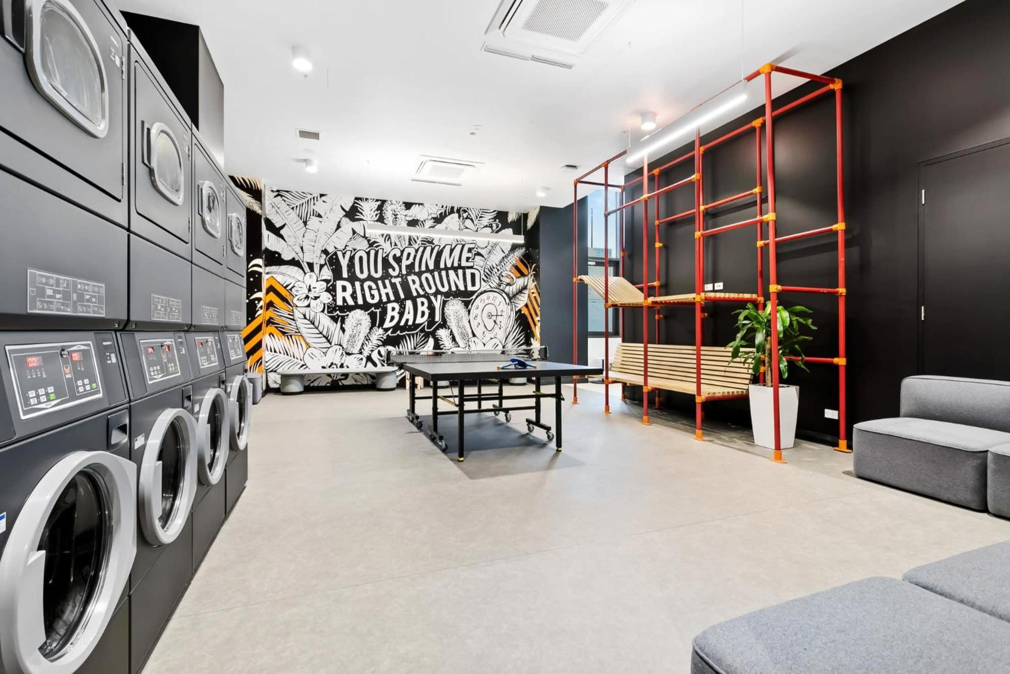 Comfy Stay At Switch Living In The Centre Of أدليد المظهر الخارجي الصورة
